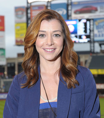 Alyson Hannigan dans les tribunes d'un stade