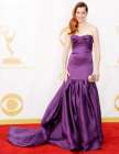 Alyson posant sur le tapis rouge  l'arrive aux Emmys