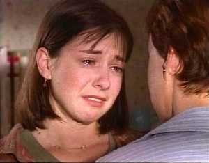 Maintenant Cassie pleure