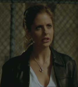 Tenue Buffy Le soir en patrouille (2)
