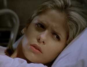 Tenue Buffy Première nuit à l'hôpital (5)