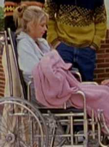 Tenue Buffy En promenade à l'hôpital (2)