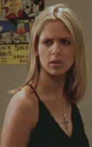 Tenue Buffy Au Bronze le premier soir (4)