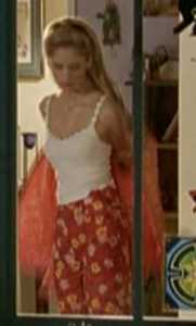 Tenue Buffy Face à son premier vampire  (4)